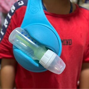 Hands-Free Baby Bottle Holder